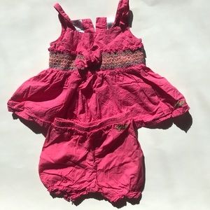 Baby guess 2 piece outfit 12m